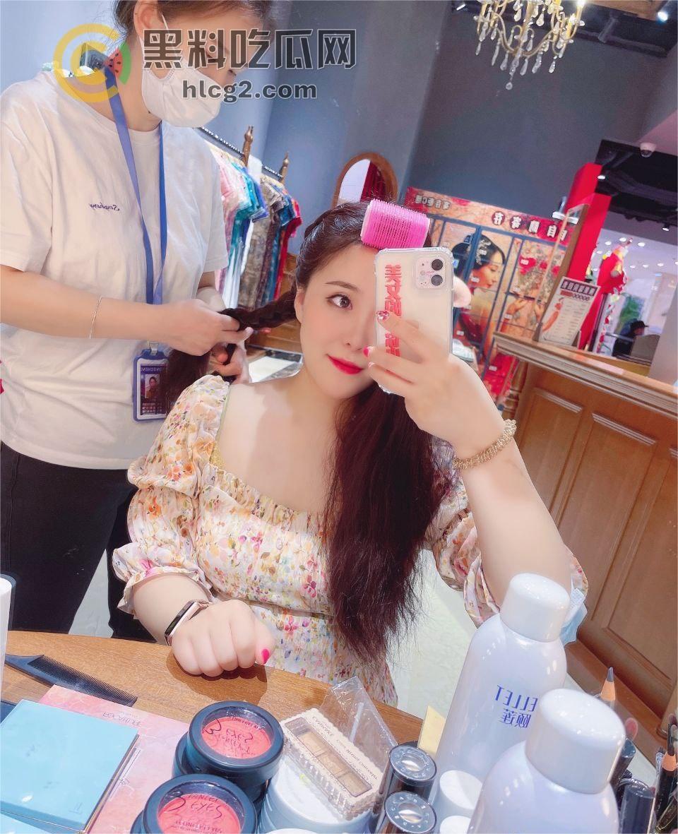 青岛巨乳少妇「李晓玲」老公远在海上,她的性感裸照让人喷鼻血!这对天生乳交圣体的诱惑太不可抗拒了-1