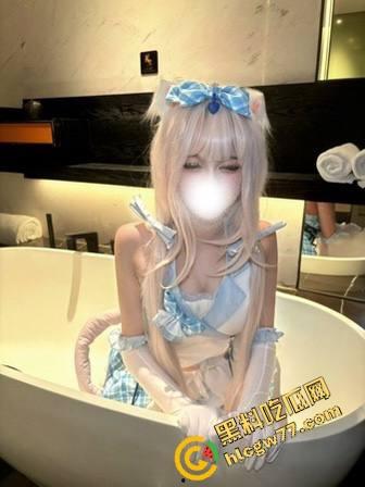 极品女大嫩萝莉【菜菜】双马尾勾魂摆贱态，Lolita娇裙掩不住浪荡嫩缝，细腰翘臀奶子乱蹦，-6