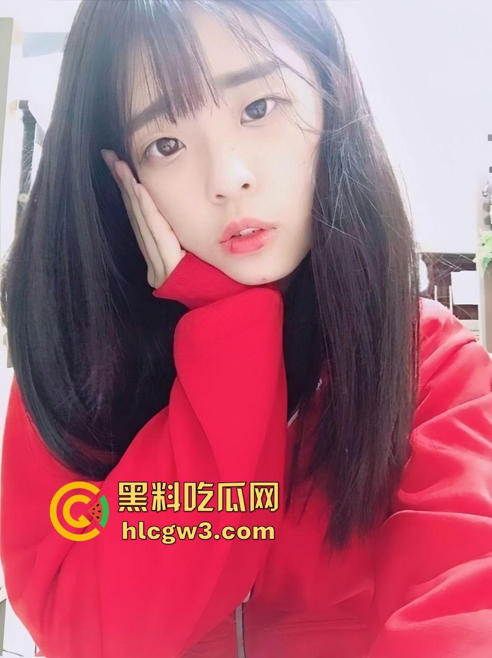 台湾反差学生妹【琳琳】和男友私密照被闺蜜曝光！美颜照骗崩塌，素颜真相丑到不行！-9