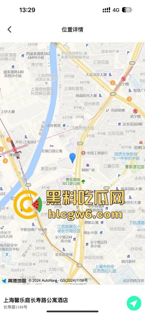 推特颜值御姐【鹿头】淫趴日常曝光,上海整容科技脸带小姐妹四男二女疯狂乱搞,鸡巴换一根又一根!-1