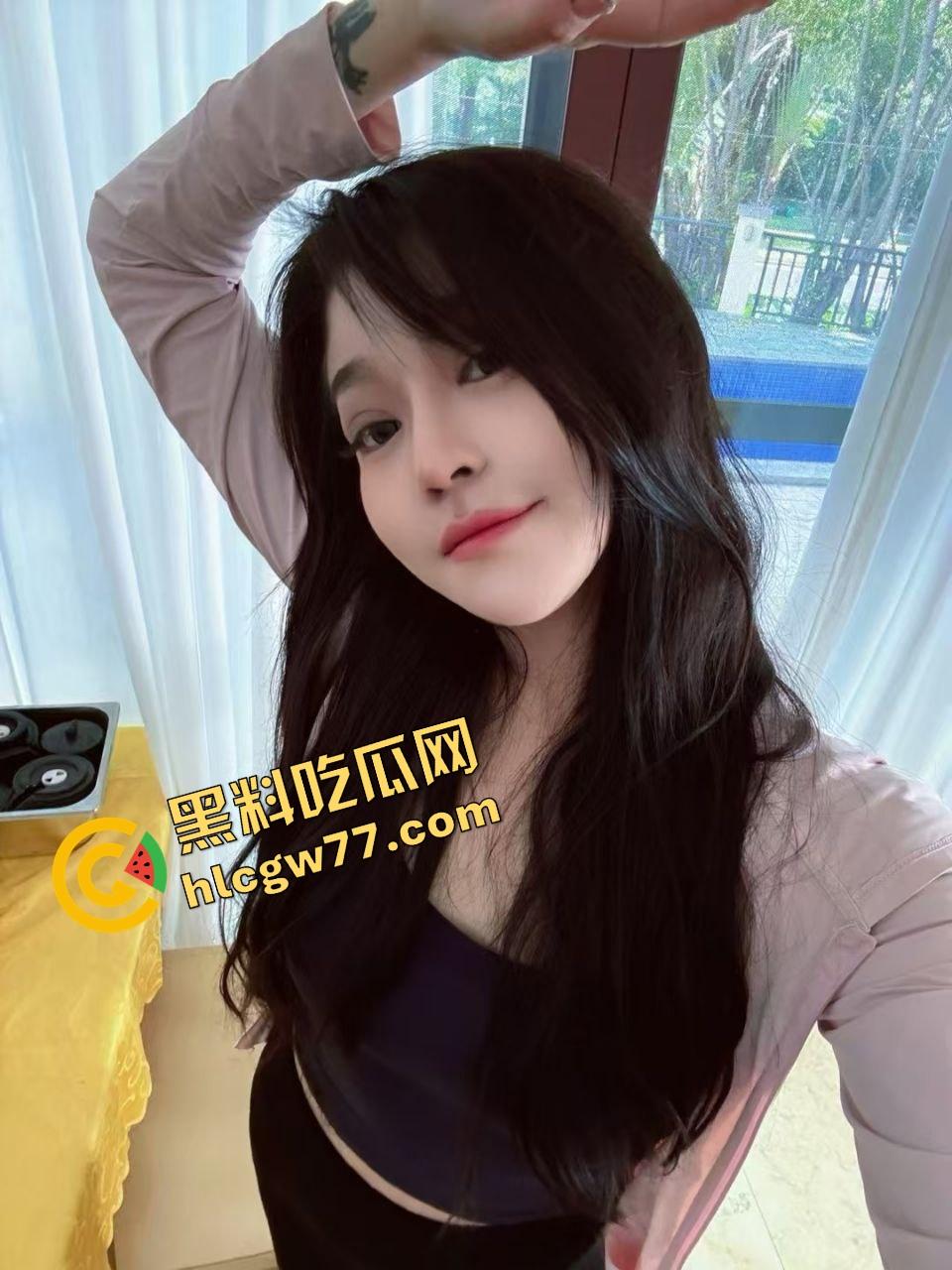 中原新柳镇准新娘【柳萍萍】未婚夫拍床上实战炫耀被哥们转发流出，情趣内衣无套浪叫夹精全程露脸！-1