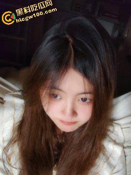 上海政法学院新闻系【李妍妍】,05反差母狗给金主跪地口交技术娴熟,被金主操的鬼哭狼嚎的-14