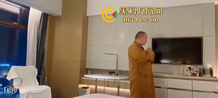 佛组佛渡天下，慈悲为怀，大师就拿下体给你开个光，保你以后出入通畅，细水长流，阿弥陀佛！-5