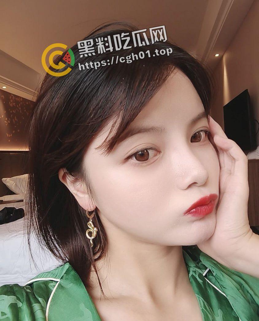 经典永流传!广东绝美人妻 美乳肥臀 超高颜值 这也怪不得曹丞相喜欢人妻了 最全流出-19