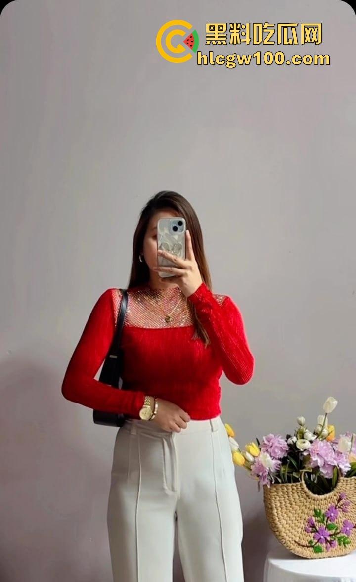 招商银行高管【廖飞】下海接客,42岁知识人妻风韵犹存,为还债变身金主圈高端玩物,嫩紧实知性风骚一条龙!-3