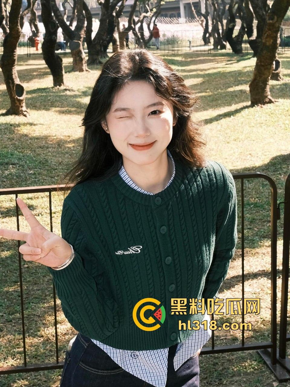 海角乱伦,操漫展回来的女儿,cos草神的衣服还没来得及脱, 就已经吃起了我的鸡巴,激情满满!-1