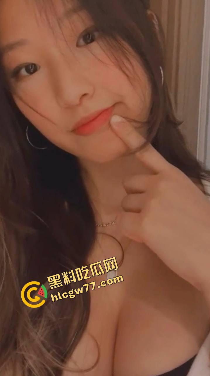 牛津大学留学生『陈晞文』私拍暴露照满校飞,迷恋黑人巨屌直捣子宫,骚到没边还炫耀老娘活得就是爽!-4