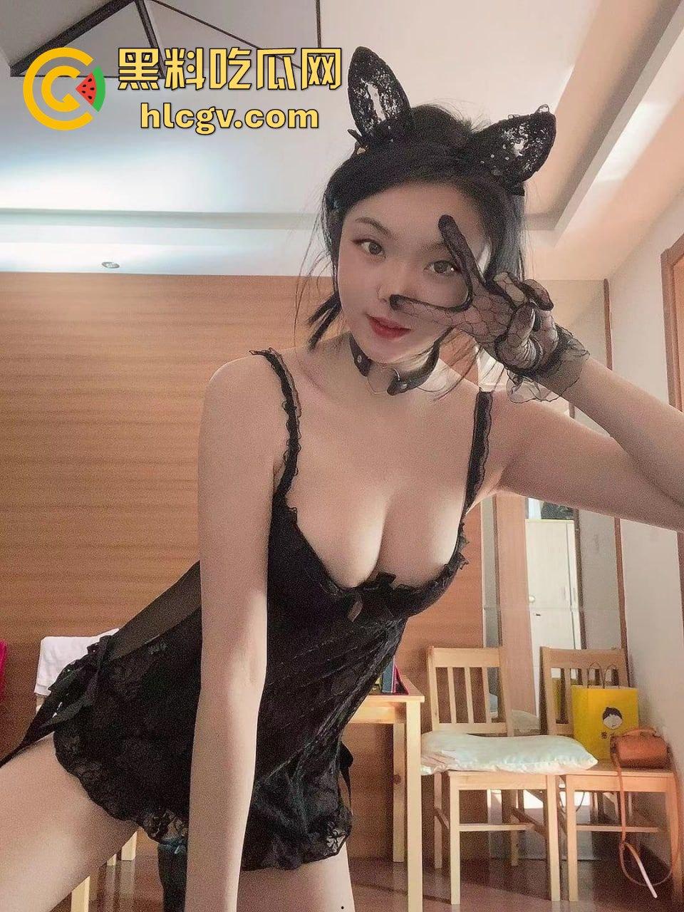 瓜友投稿日单位同事【尤文君】,真实颜值与美颜对比!这换头术真敢用!-3