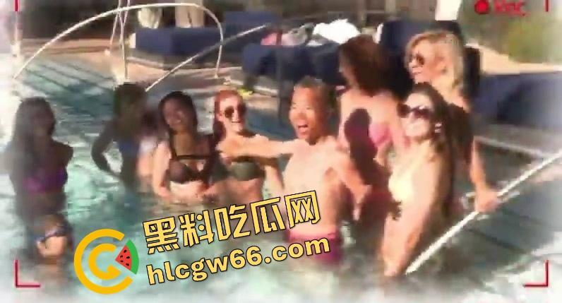 嘴上反美反得响，结果人在拉斯维加斯搂洋妞开泳池趴？司马南你这不是打自己脸，是把脸扇碎了！-11
