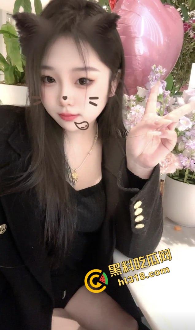 抖音摩托车圈热瓜,春风车主抬不起来的腰,终究还是断了,得吃哥跪地当狗舔高跟黑丝-7