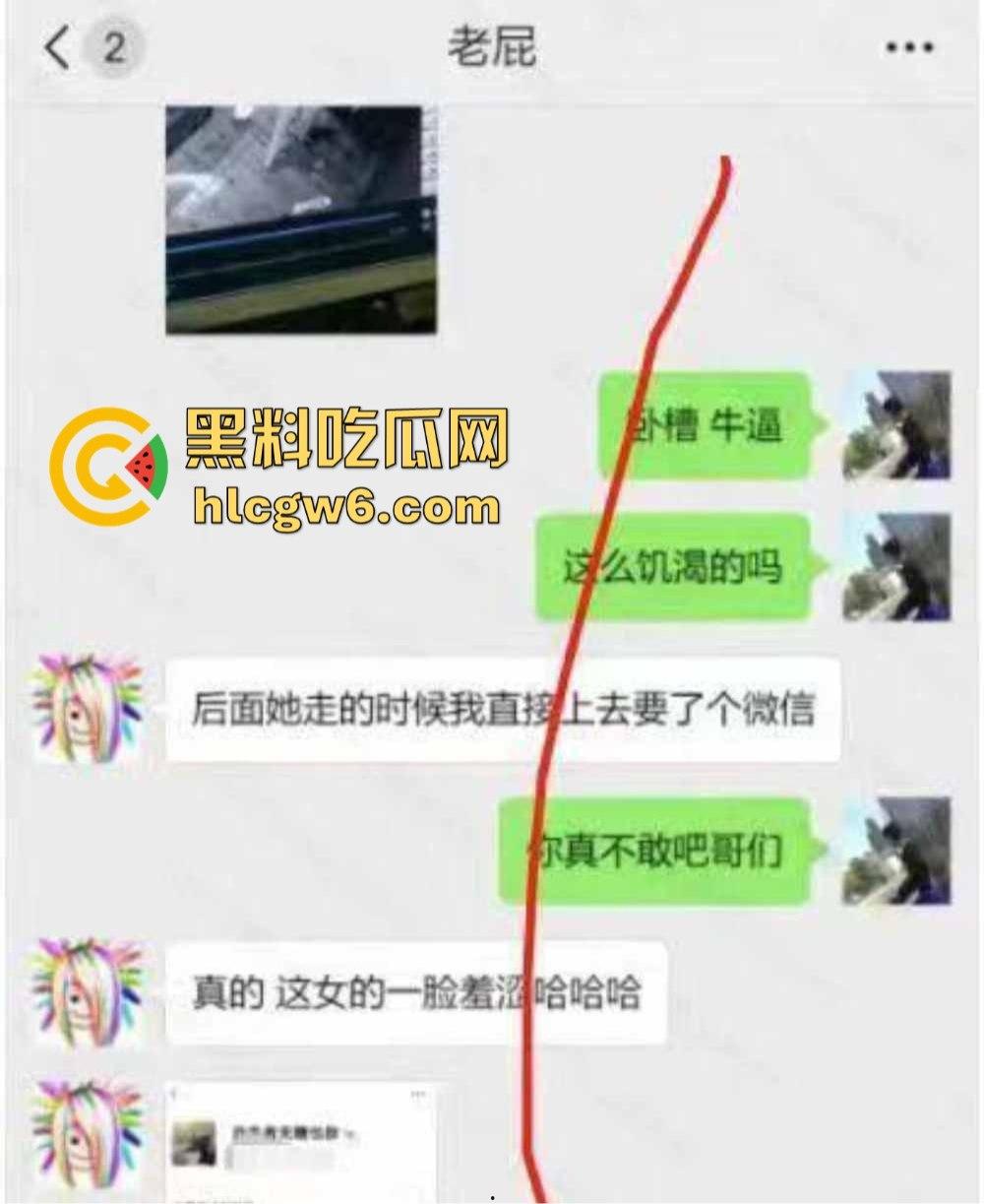 KTV小姐包厢内寂寞自慰全程被拍，无人点单逼痒难耐，一边看小电影一边摸，真怕她拿麦克风塞逼？-1