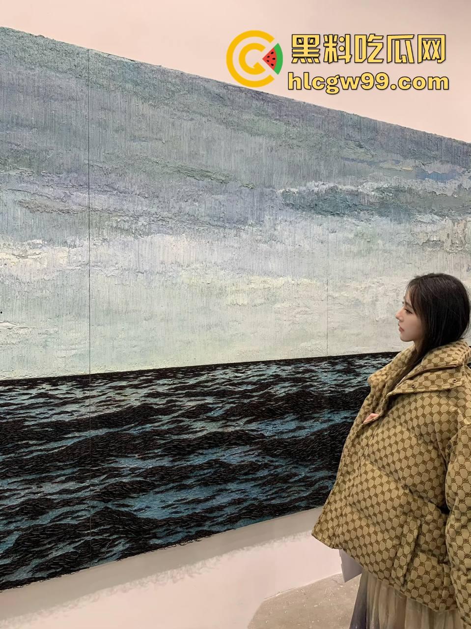 江西上饶线上撕X大战,小三短信嘴炮原配,舌战取胜却被曝光床照,这招不讲武德小三赢嘴炮却输脸面!-8