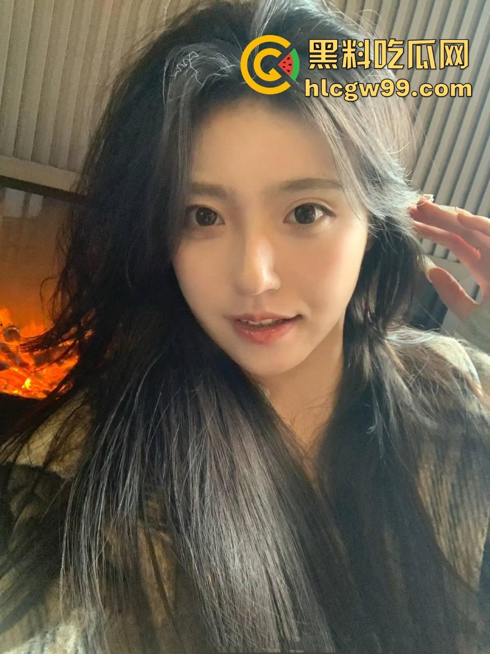 江西上饶线上撕X大战,小三短信嘴炮原配,舌战取胜却被曝光床照,这招不讲武德小三赢嘴炮却输脸面!-10