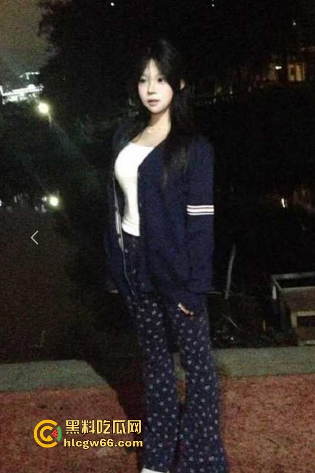 瓜友投稿!6000元拿下职高小妹一血 挨两炮受不了退三千换闺蜜上 这钱花的真TM值啊-11