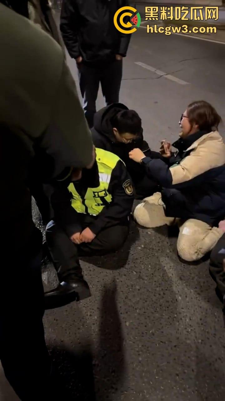 河南货车司机遭交警截停冲动跳桥 直接落地成饼 交警当场懵逼 却被曝出司机老婆才是罪魁祸首？-9