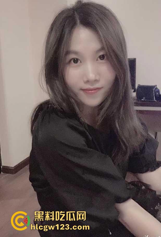 00后极品反差婊性爱视频曝光  清纯外表下是条淫荡母狗  渣男前任分手后泄密大尺度露脸视频！-6