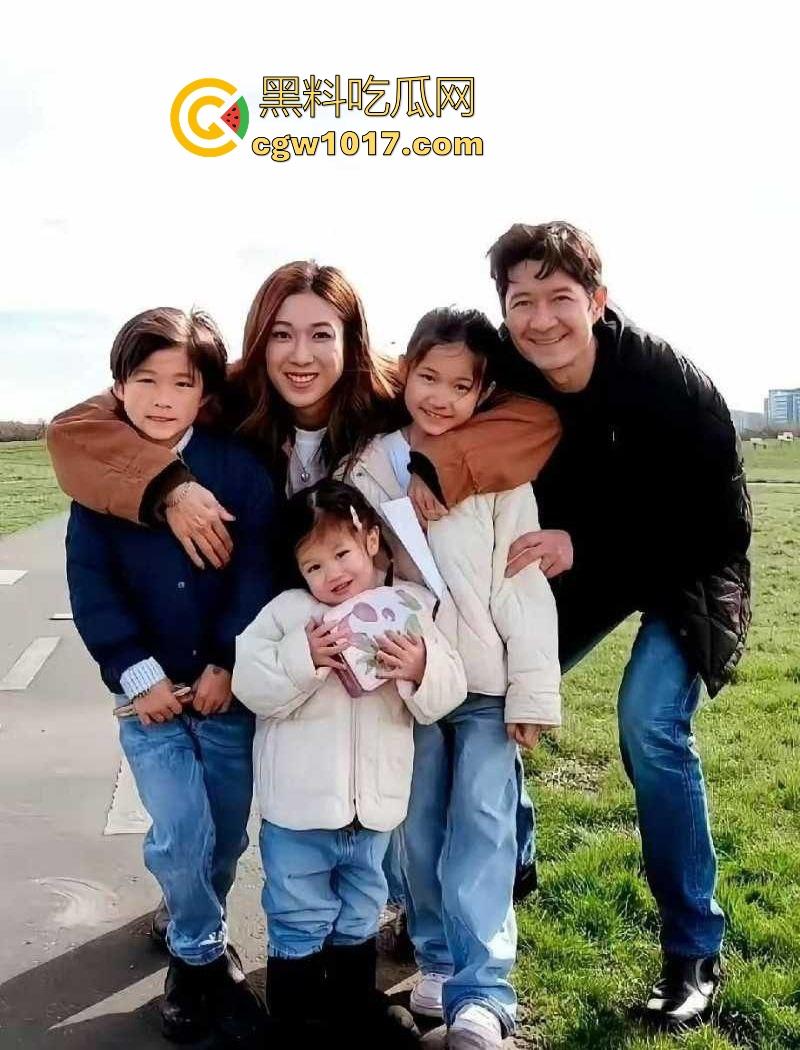 香港TVB女演员好彩妹【钟嘉欣】曝光老公【Jeremy】婚内出轨视频，童年女神为夫淡出竟遭背叛令人惋惜！-14