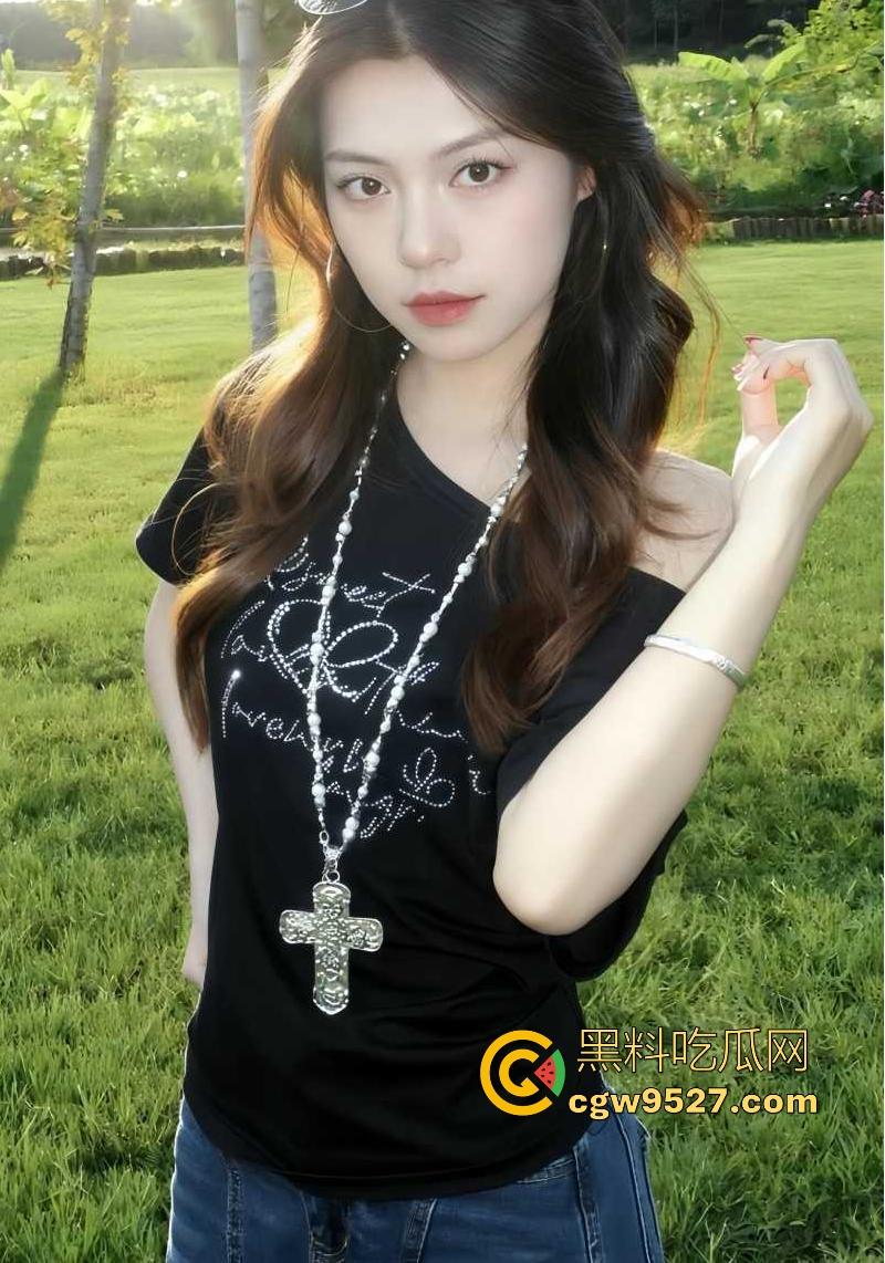 抖音约炮【铁锤妹妹】长时间的聊骚终于得手,紧致嫩穴夹得欲仙欲死,极致的反差骚逼!-6