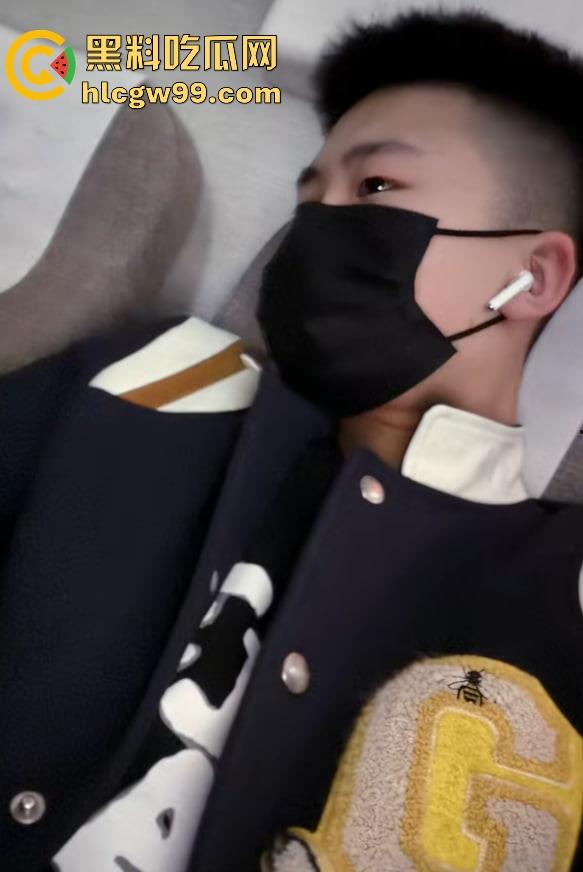 10后台球天才【夏浩然】跟大奶女裁判【然然】房间打台球，场上挥杆不忘场下大力高杆吸库， 一夜激战录音曝光！-14