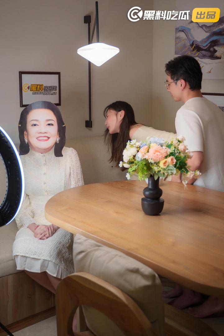 黑料吃瓜网出品-《大小S超时空重逢：多P鏖战淫乱地府》EP00-五一特播短剧！-7