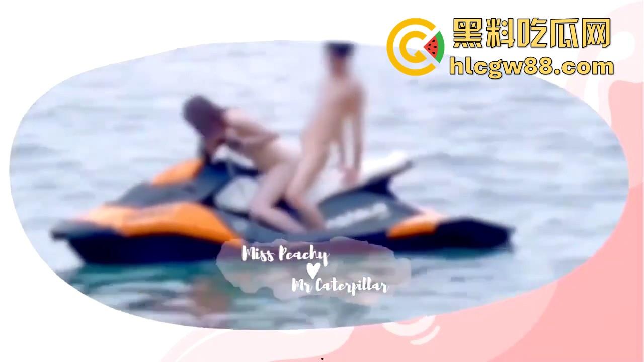 海南三亚海上摩托大野战,巨乳游艇宝贝上演真实戏码,又是羡慕大哥的一天!-5