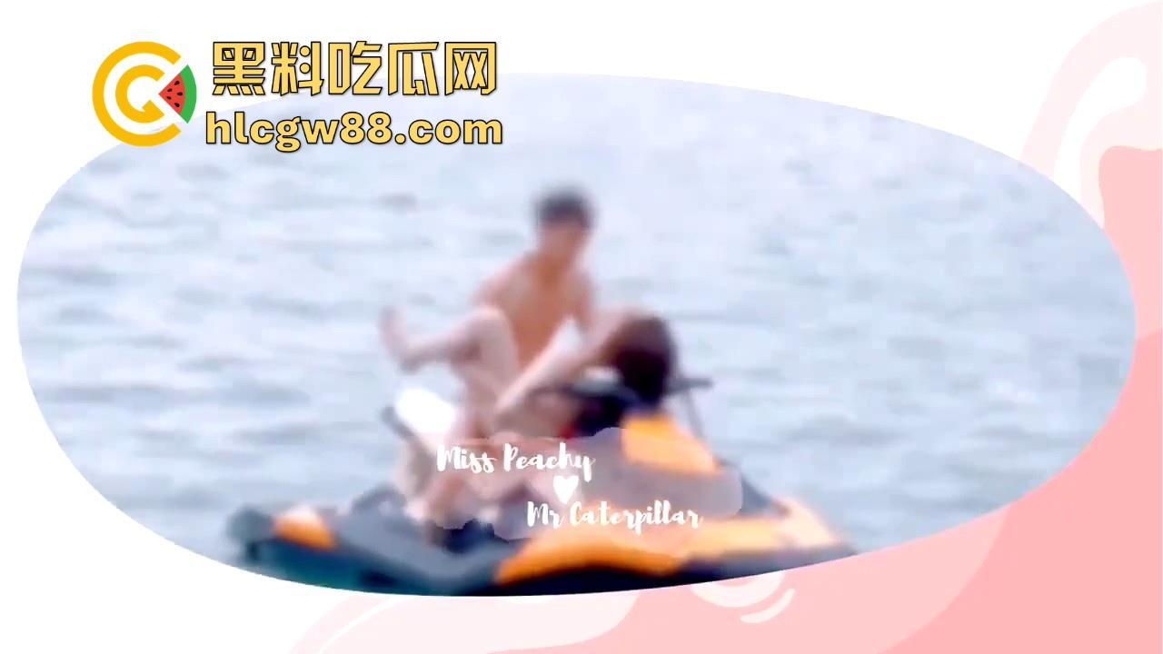 海南三亚海上摩托大野战,巨乳游艇宝贝上演真实戏码,又是羡慕大哥的一天!-8
