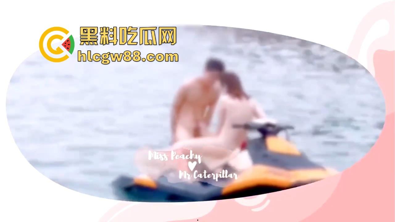 海南三亚海上摩托大野战,巨乳游艇宝贝上演真实戏码,又是羡慕大哥的一天!-9