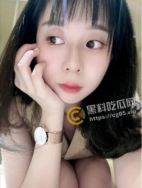 台北国泰人寿职员【林于晴】反差婊做爱视频被曝光 身材苗条 口活了的-8