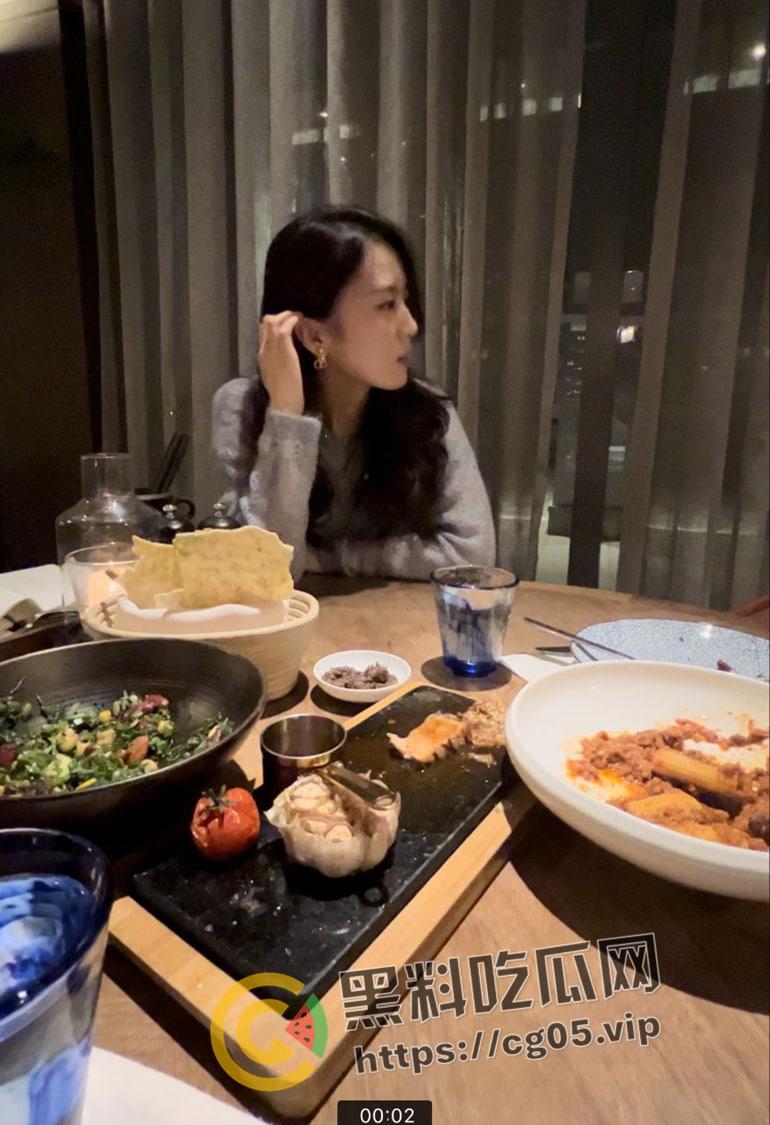 德州学院大二母狗 一个主人不够找了两个主人 带着跳蛋上课 在厕所被口交爆炒 性欲非常旺盛 经常勾搭陌生人干她-1