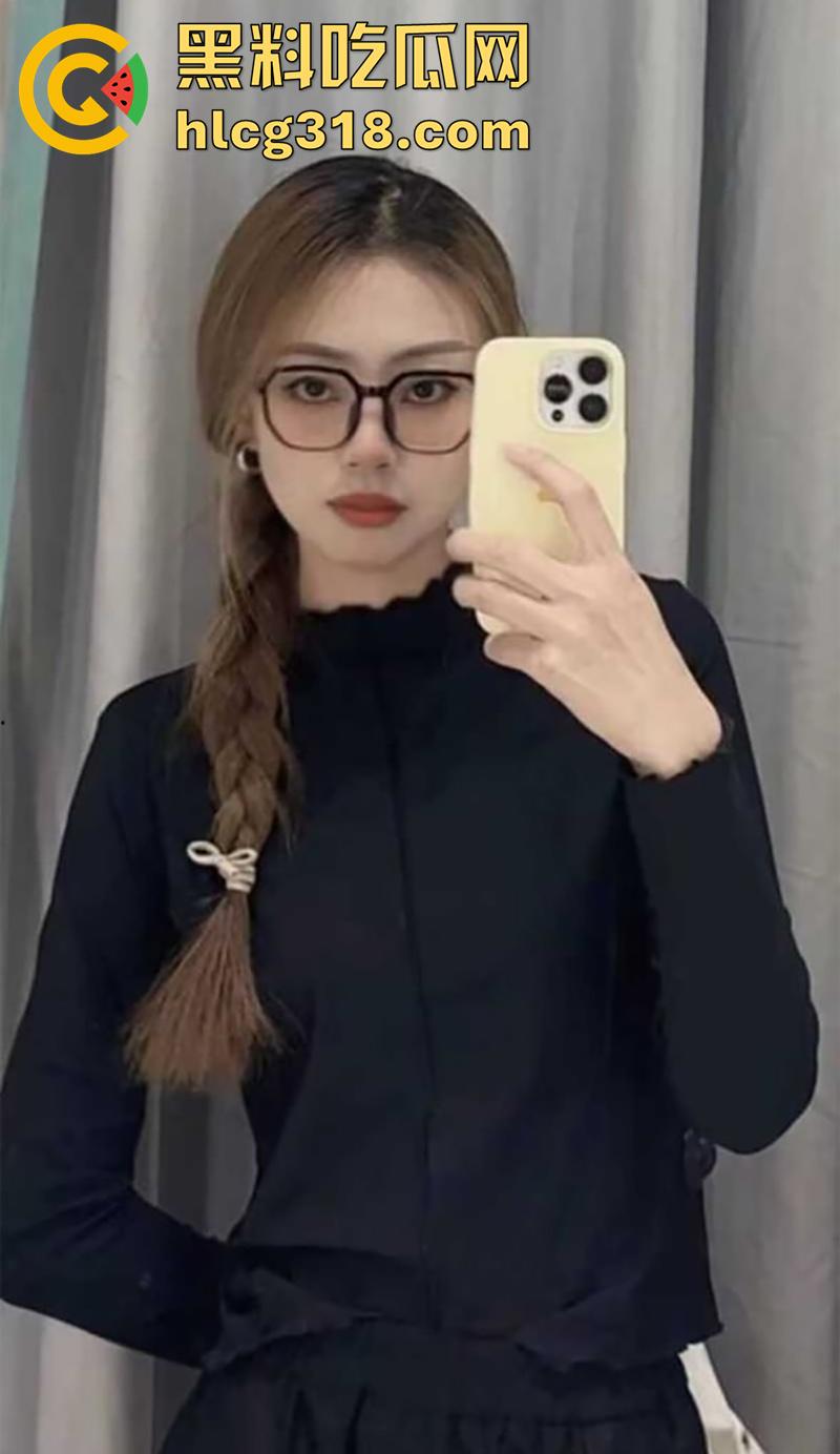 眼镜长腿舞蹈生【苏慧文】,酒店约炮大屌体育生,激情口爆后入骑乘,这妹子臀形真漂亮啊!-2