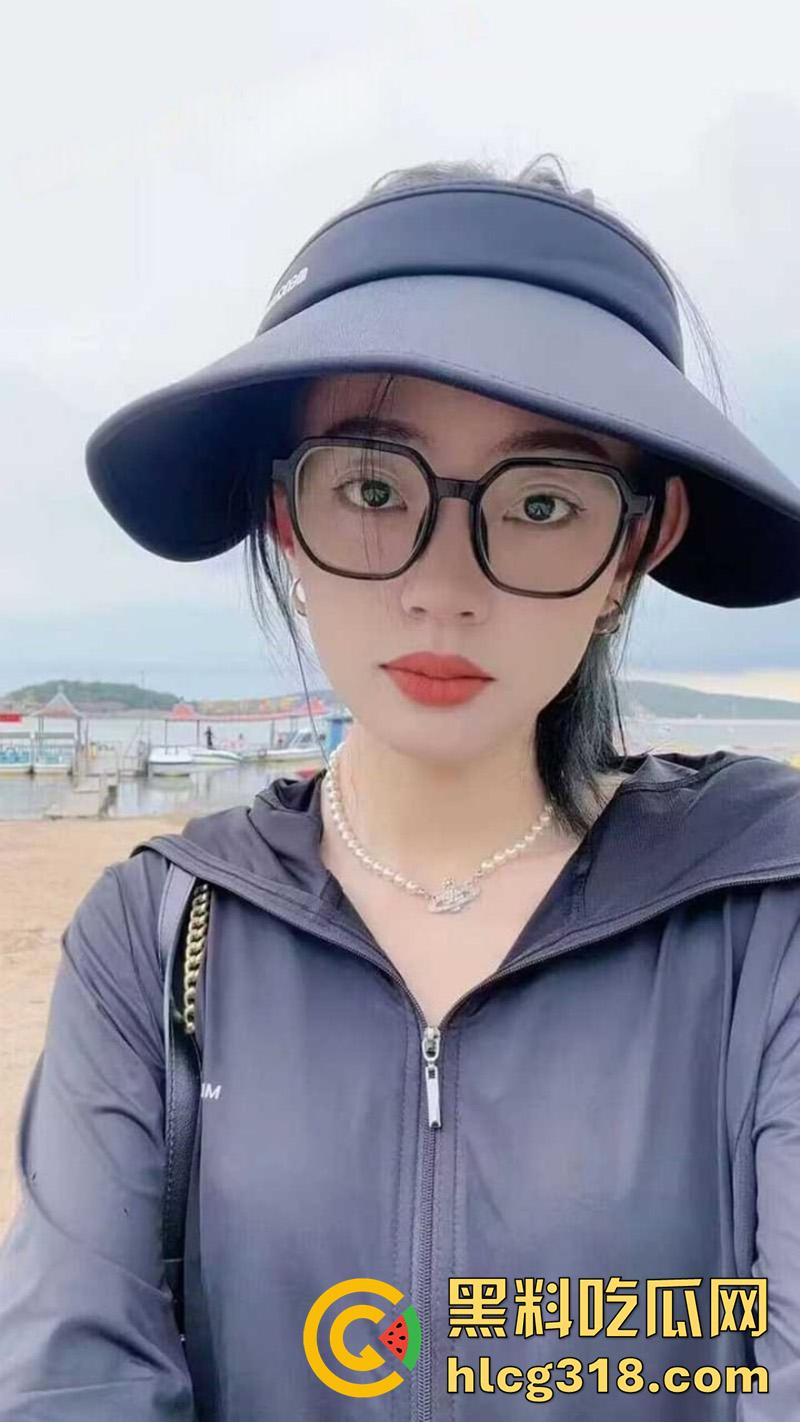 眼镜长腿舞蹈生【苏慧文】,酒店约炮大屌体育生,激情口爆后入骑乘,这妹子臀形真漂亮啊!-3