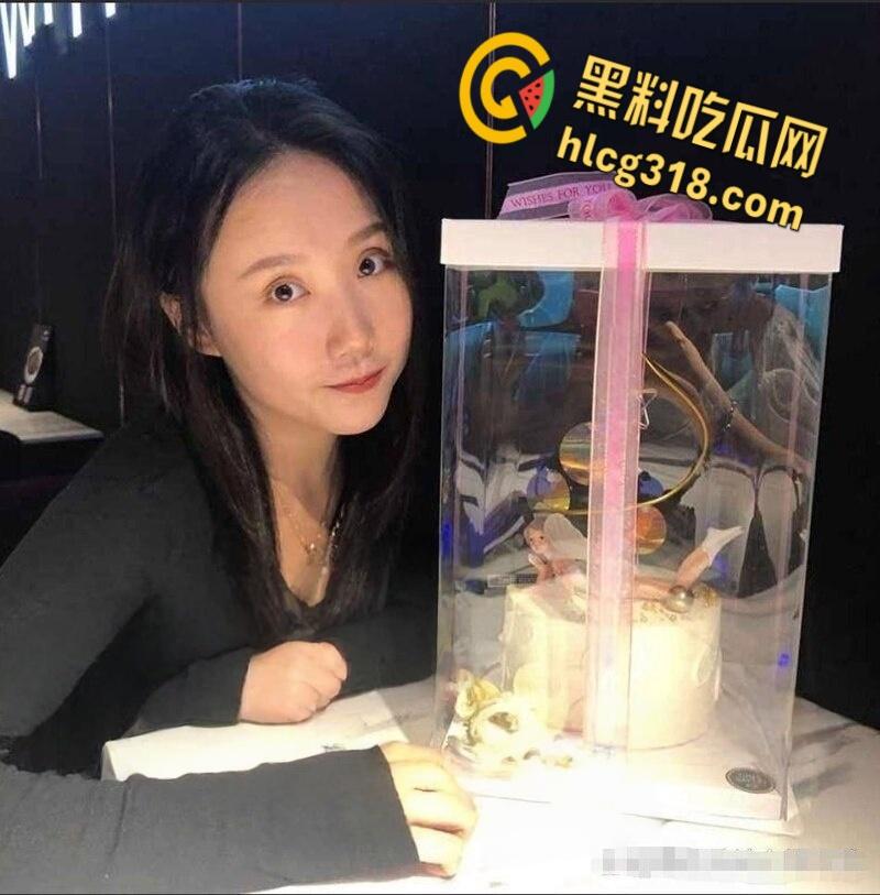 西藏渣男网警【辛修志】,恋爱期间和自己闺蜜乱搞,白吊带无套女上奶子摇摇晃晃,这身材很难不爱 !-5