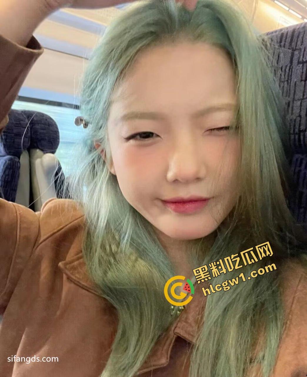 湖南艺术职业学院艺术生『曾庆琴』绿发反差母狗 与男友多体位做爱 被闺蜜发现 独家曝光!-5