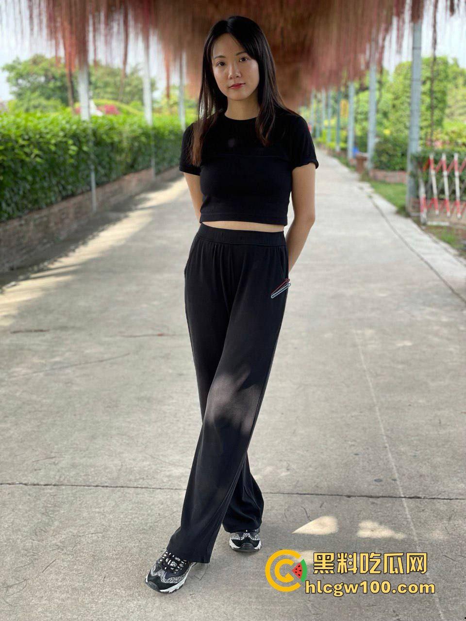 河南省驻马店医院反差护士【吴新园】口交取精保存，最新一弹1小时36分资源爆出，内容引入眼球！！-1