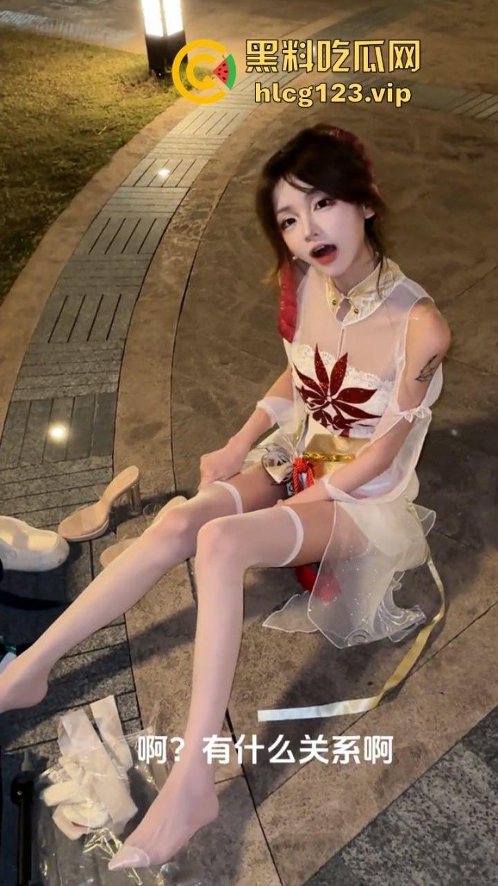 抖音400多万粉丝的高颜网红【藤原yuki】疯狂接线下做爱 究竟是有瘾还是缺钱呢!-5