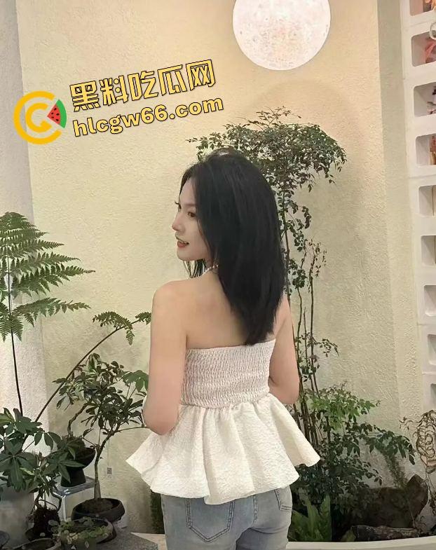 济南护理学院小母狗『胡玉沙』背着男友约炮已婚男被曝光,双腿大开当情妇,被干的叫到抽搐!-8