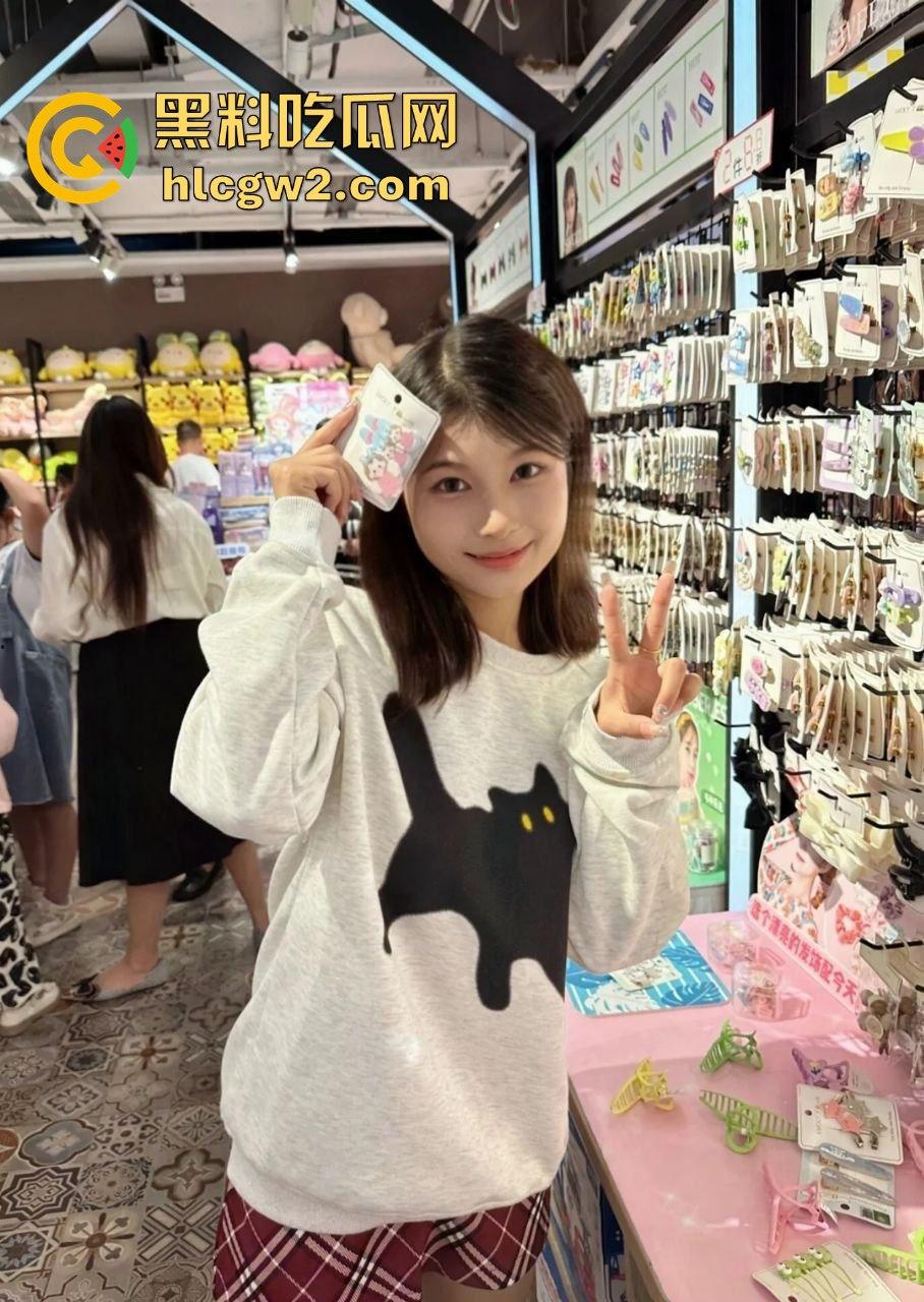 学生时期的校花级女神【傅慧蓉】进入社会堕落成母狗!从仙女下凡到跪地舔狗,金钱掀翻婊子的虚伪面具!-1