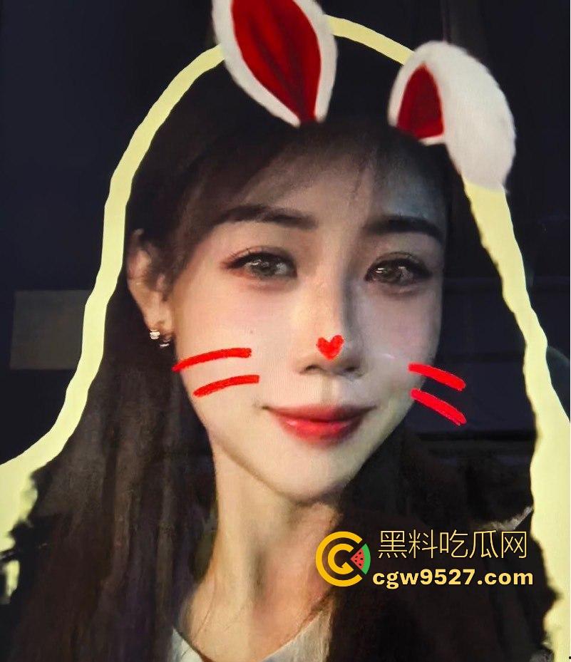 河南淫骚熟女人妻【林默莉】偷情小三被老公抓包，丈夫怒曝激情做爱视频，让我们见识到她不一样的一面！-6