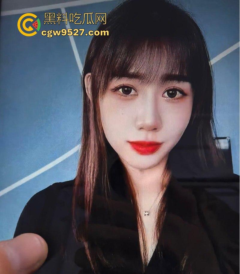 河南淫骚熟女人妻【林默莉】偷情小三被老公抓包，丈夫怒曝激情做爱视频，让我们见识到她不一样的一面！-10