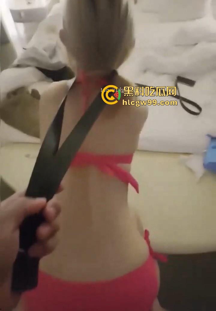 湖南高颜值反差金发母狗【李敖怡】约炮视频曝光,掐着脖子猛操白虎粉穴,内容炸裂!-5