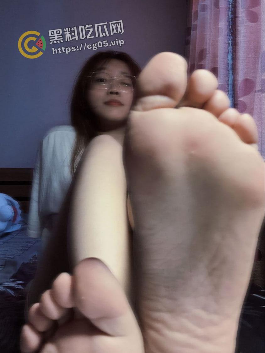 重庆涪陵区母狗何雯婕 被金主爸爸包养网调 去外面偷吃被金主发现将其曝光-10