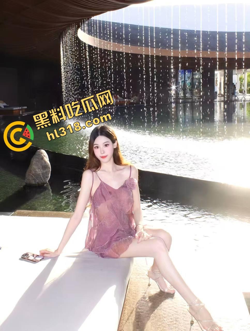 丰乳肥臀女上位开骑，自动档全力摇，只管硬只管射，这种火力你能挺几秒？一般人撑不过三十秒！-1