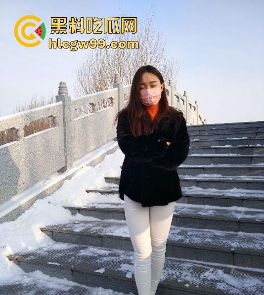 公司团建狗男女集体约炮狂欢，人妻女同事酒店里被操到天昏地暗，别人的老婆成了泄欲玩物，骚得比外围还放得开！-2