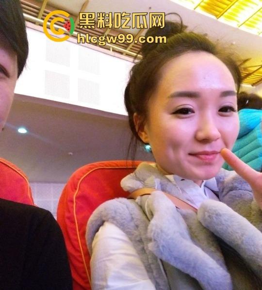 公司团建狗男女集体约炮狂欢，人妻女同事酒店里被操到天昏地暗，别人的老婆成了泄欲玩物，骚得比外围还放得开！-4