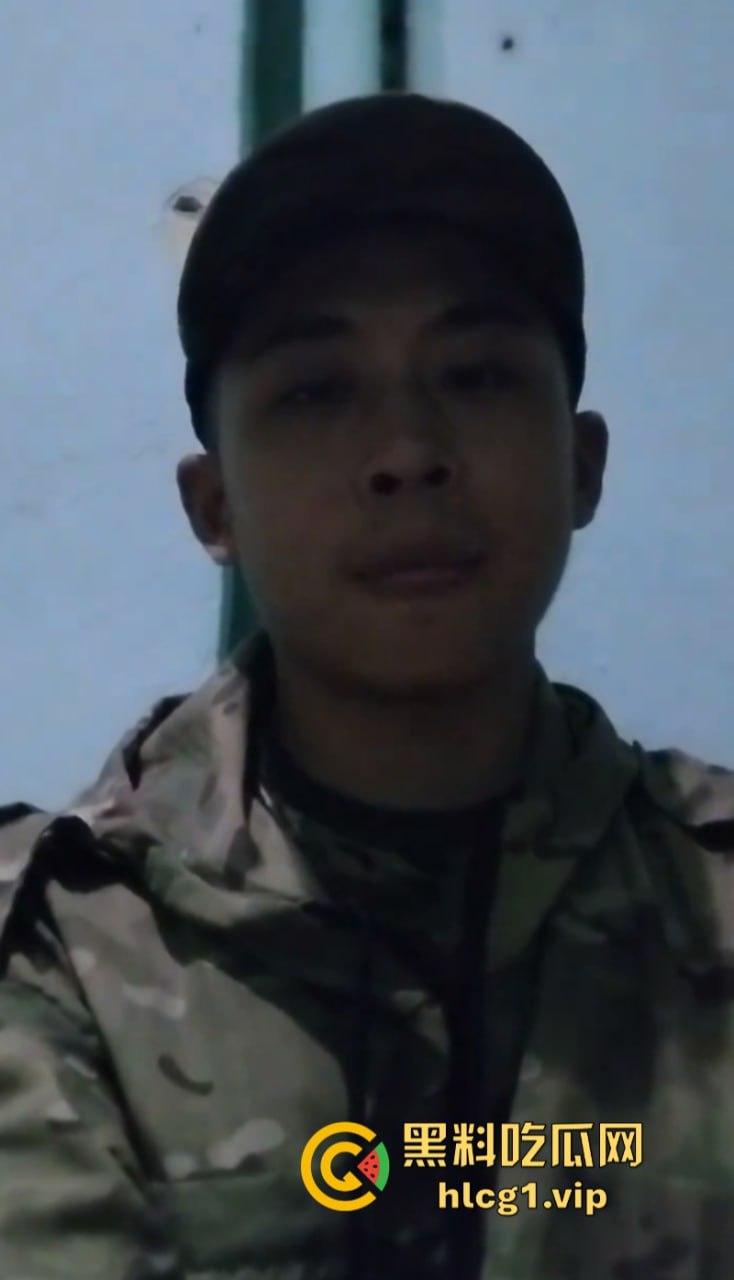 现实版的落地成盒！两名中国人加入俄军后第一天就双双阵亡！-6