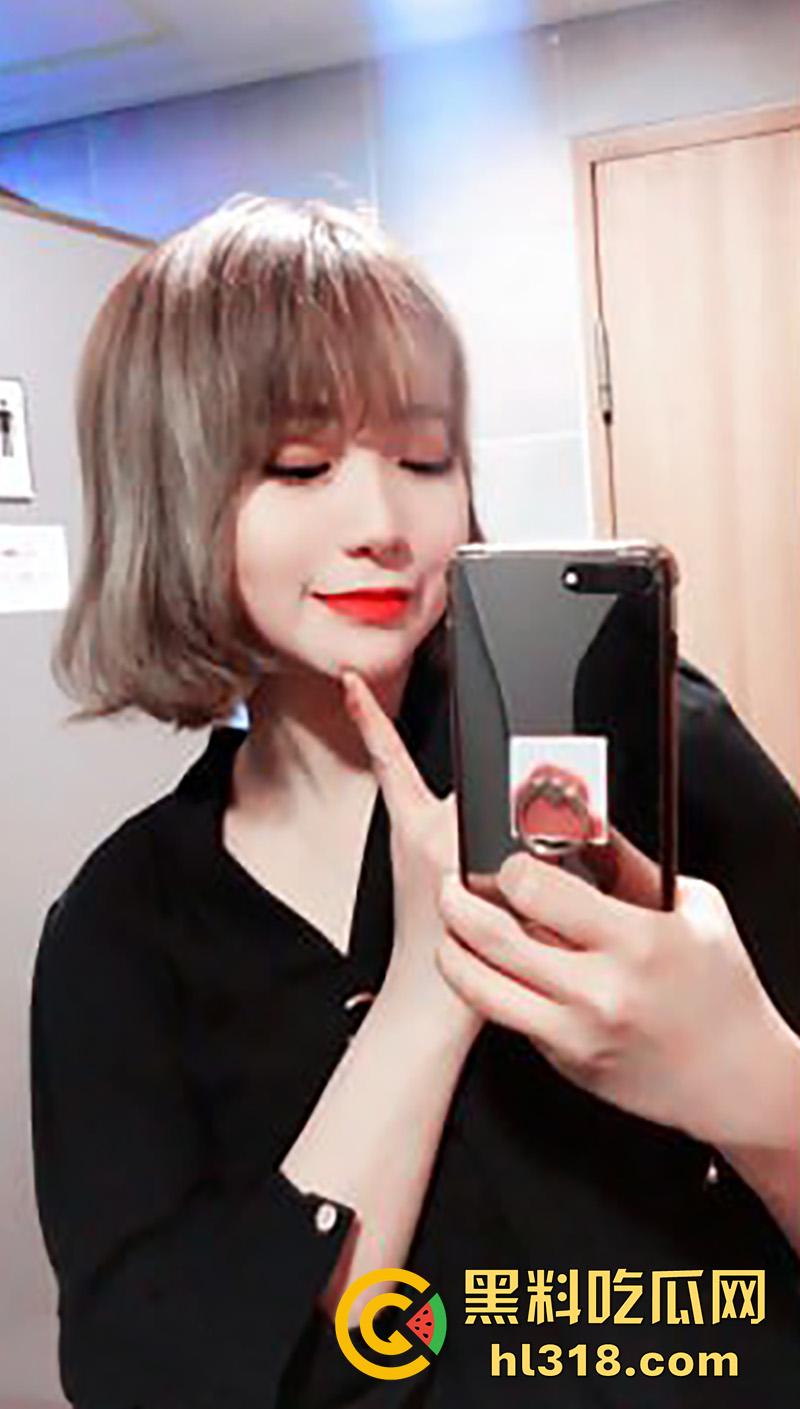 绿帽瓜友投稿,分享自己的大奶极品女友,还灌醉迷晕后给兄弟玩,这真是义父级的好兄弟啊!-1