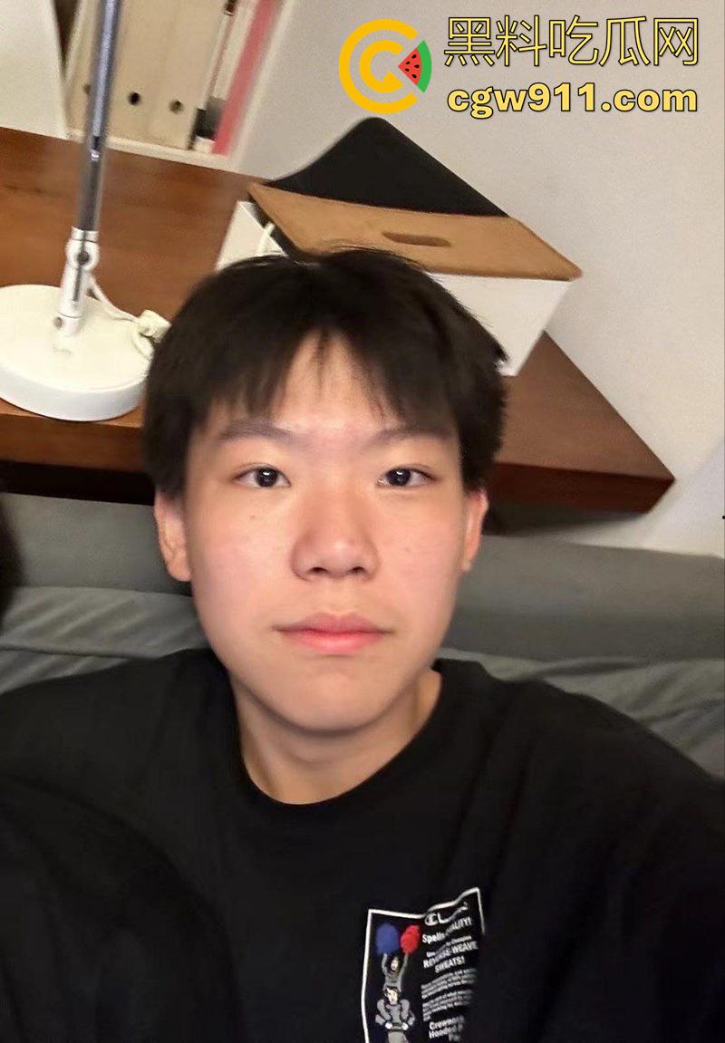 师生乱伦事件，上海二中高中女教师【张越】， 出轨16岁学生吴栋申，被丈夫实名举报出轨，聊天记录曝光！-16