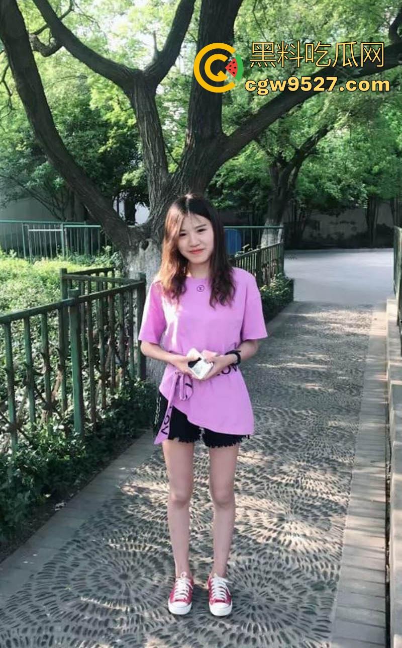 广西工商职业学院【陈星语】分手后私密视频被前男友泄露,露脸性爱,曲线曼妙眼神魅惑,翘臀求操!-3