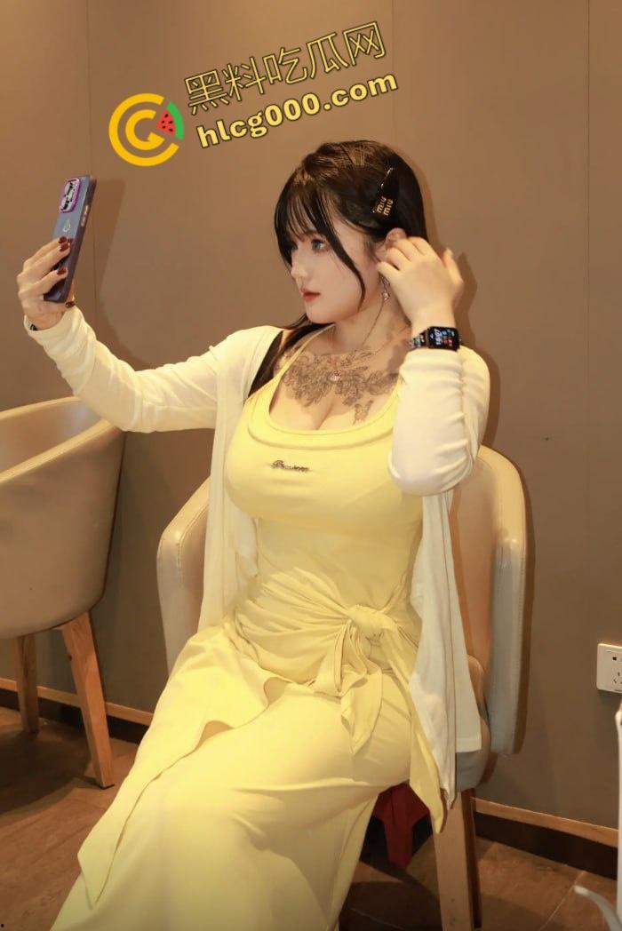 江西抖音巨乳网红【小y睡不醒】与金主不雅视频流出!1V1私密裸聊诱惑满满,多汁蜜穴被土豪爆操,淫荡不堪-15