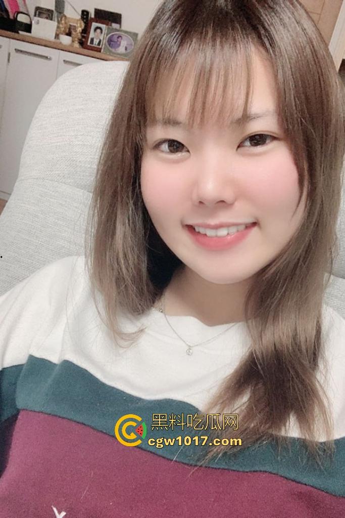 日本清泉女子大学女神下海，为了赚钱主动找金主上门做男友，跪舔巨屌口交，侍奉如女优附体，这演技还真不赖！-4